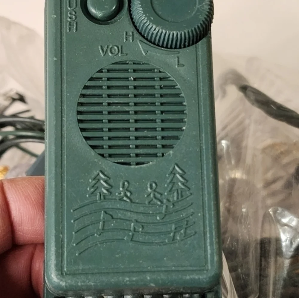Vintage White‎ Bell Shaped Christmas Tree Lights With Music Player